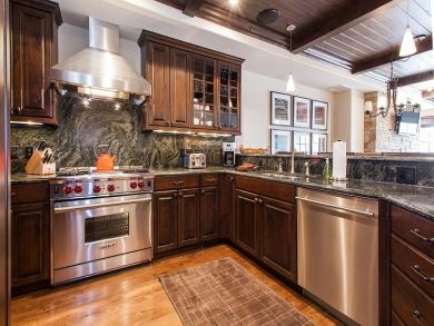 Luxury Vail 3 Bedroom Ski Condo - Sleeps 6 - Mountain Views Luxury Vail 3 Bedroom Ski Condo - Sleeps 6 - Mountain Views